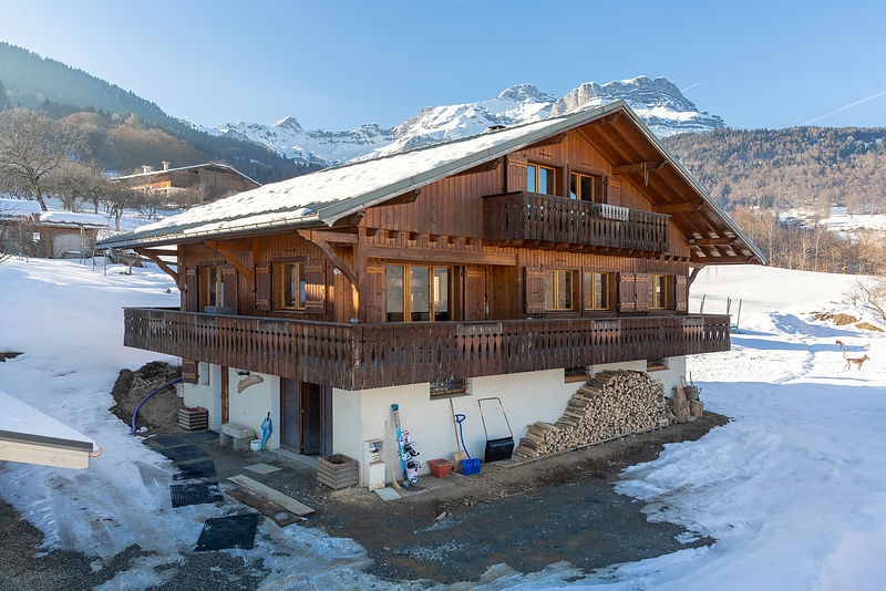 Rénovation d'un Chalet : Comparatif des solutions et Guide des prix