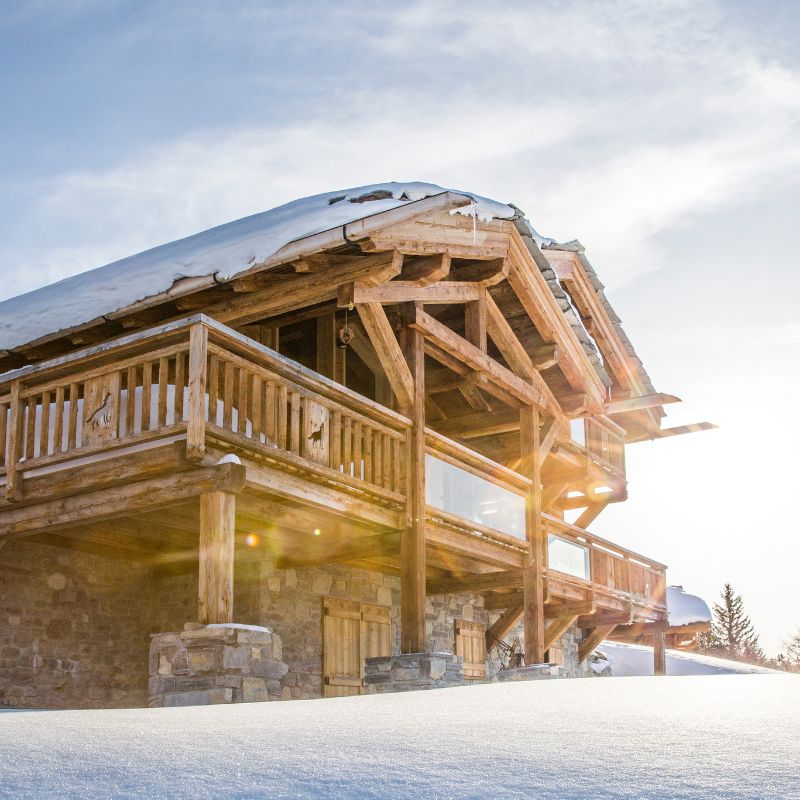 Chalet poteau poutre en Savoie